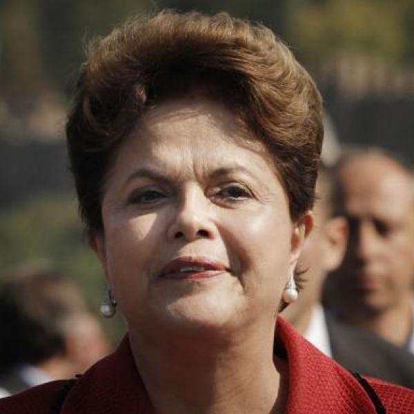 IAS major Delmar Tarrago' publishes essay on politics in Brazil