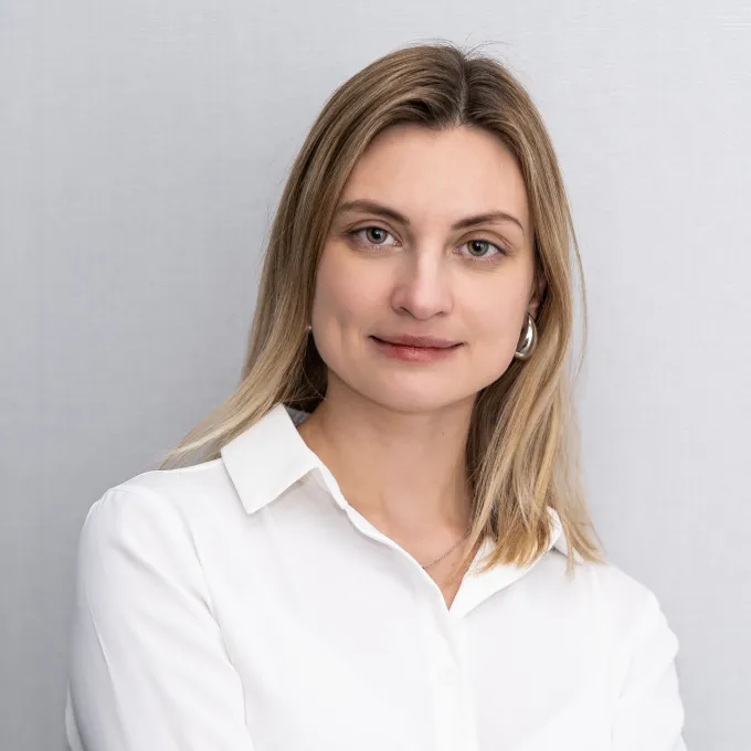 "Headshot of Professor Mariia Kurbak"